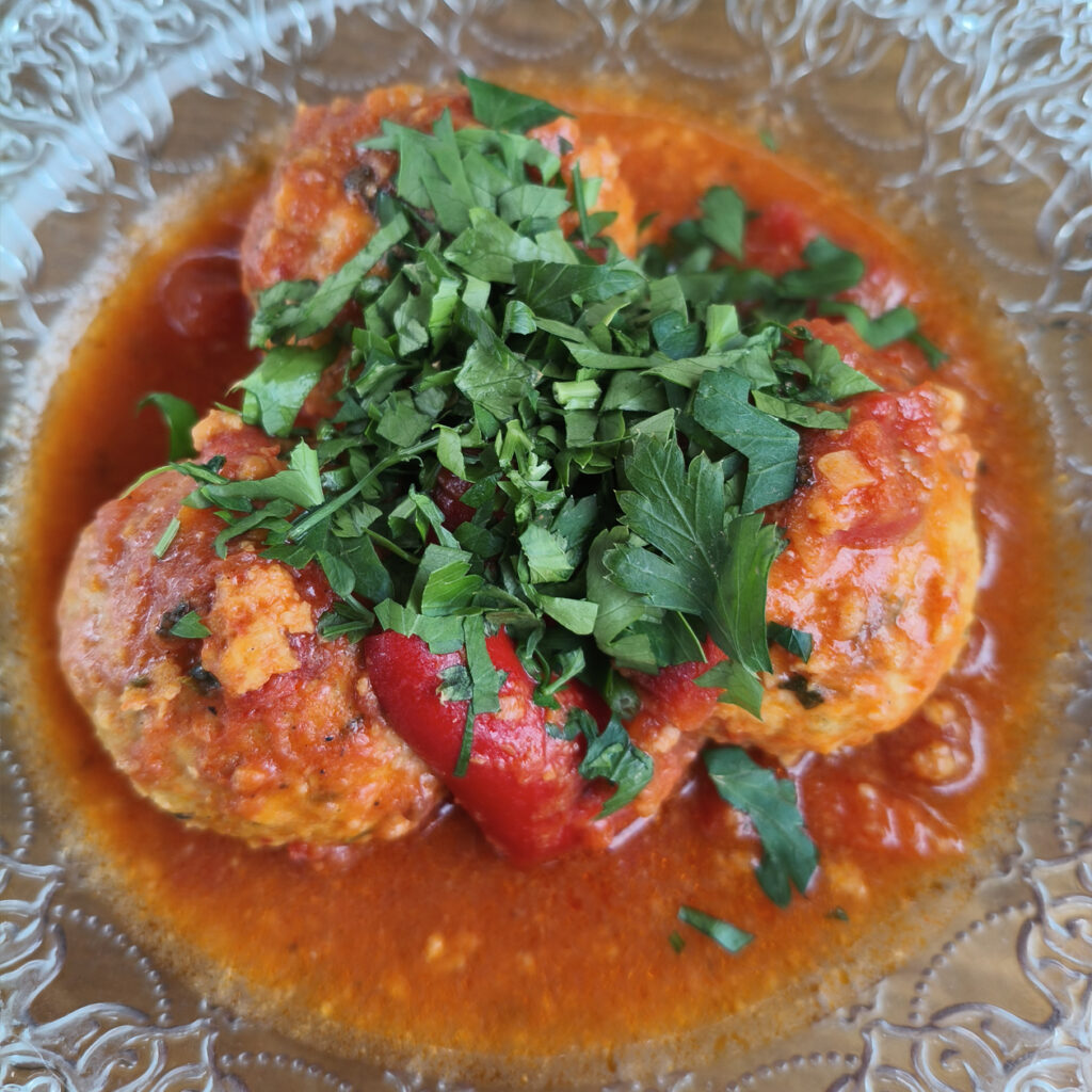 קציצות  דגים בחוף הדקל