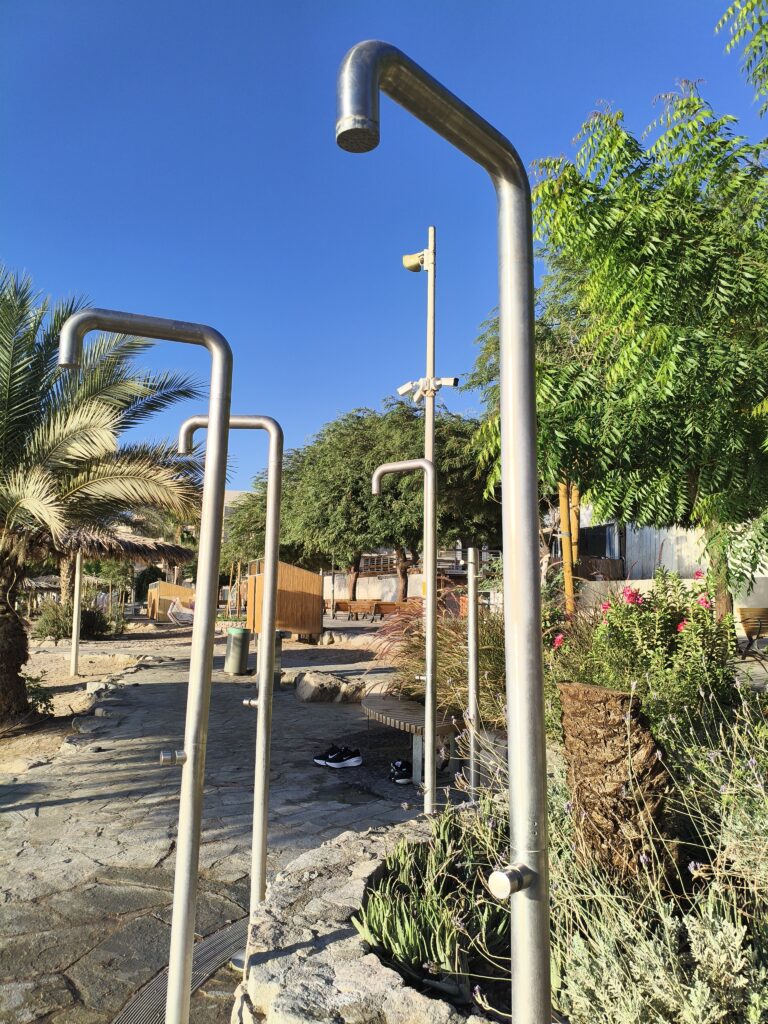 מקלחות בחוף הצפוני באילת 2026