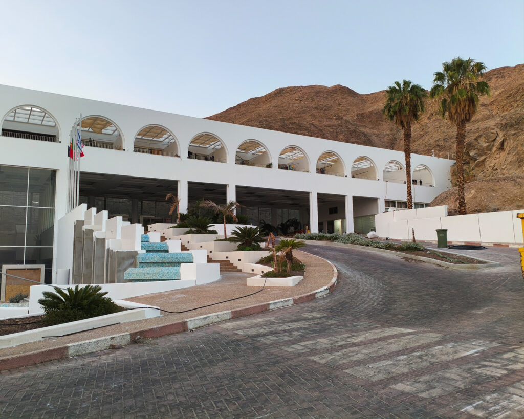 מלון הנסיכה - שיפוצים - הכניסה