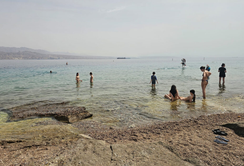 חופים באילת חינם – רחצה בים האדום